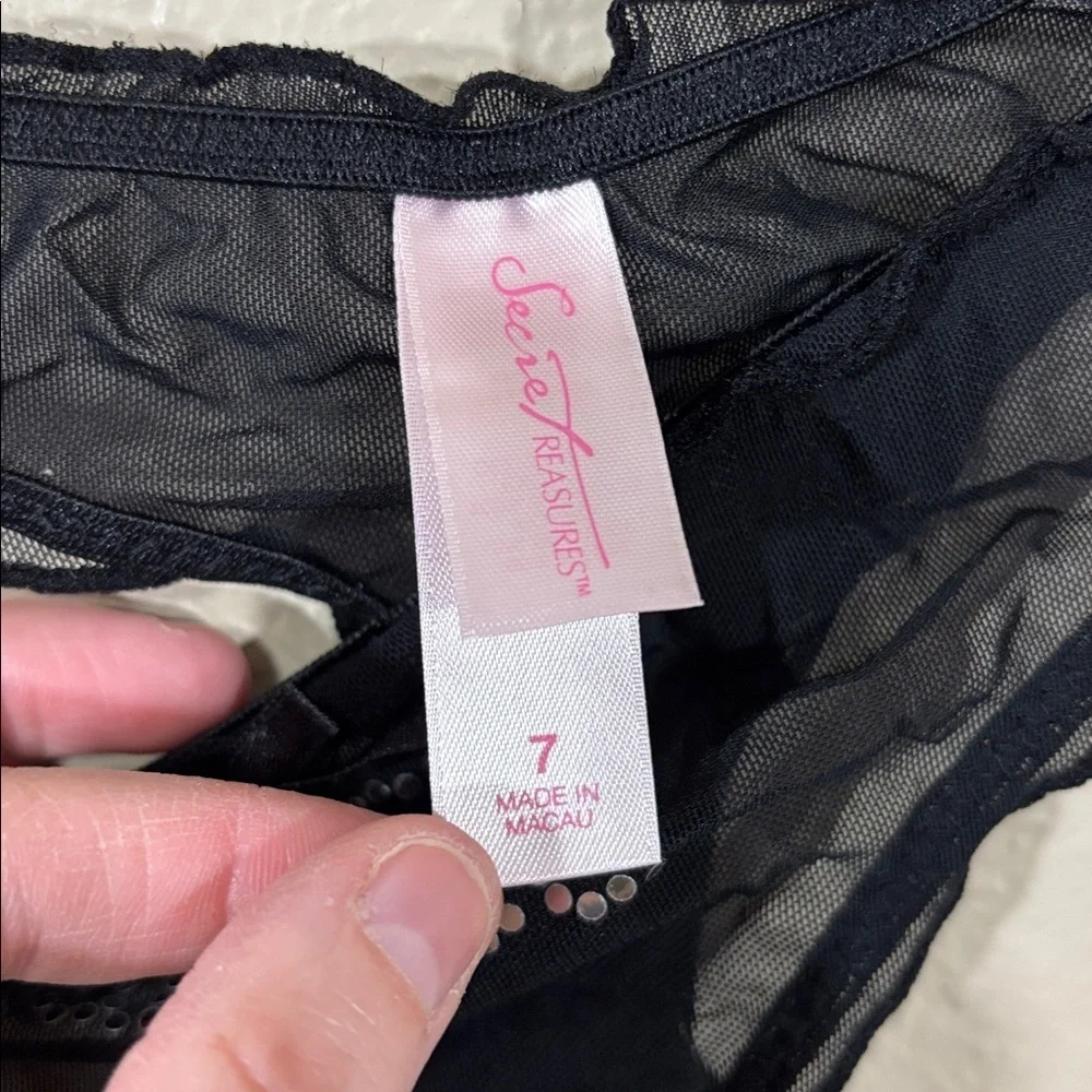 NWOT Secret Treasures Bride/Bridal Wedding Panties Size 7 “Just Married” “Mrs”